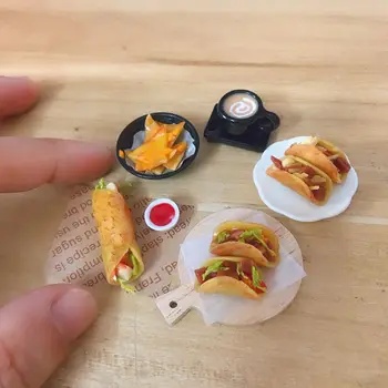 1/12 Schaal Miniatuur Poppenhuis taco ' s Bakken burrito voor Blyth OB11 BJD Doll House Keuken Spelen Speelgoed Accessoires