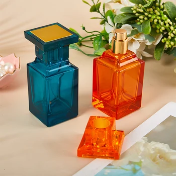 50ml Hervulbare Glazen Spiraal Dikke Bodem Vierkante Glazen Verstuiver Fles van het Parfum Cosmetische Lege spuitfles Container