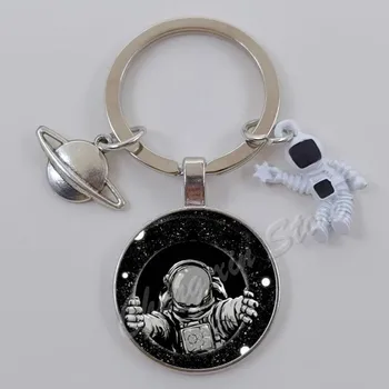 Astronaut sleutelhanger buitenste ruimte planet moon star sleutelhanger ruimte UFO glas sleutelring astronaut de ruimte robot spaceman sleutelhanger